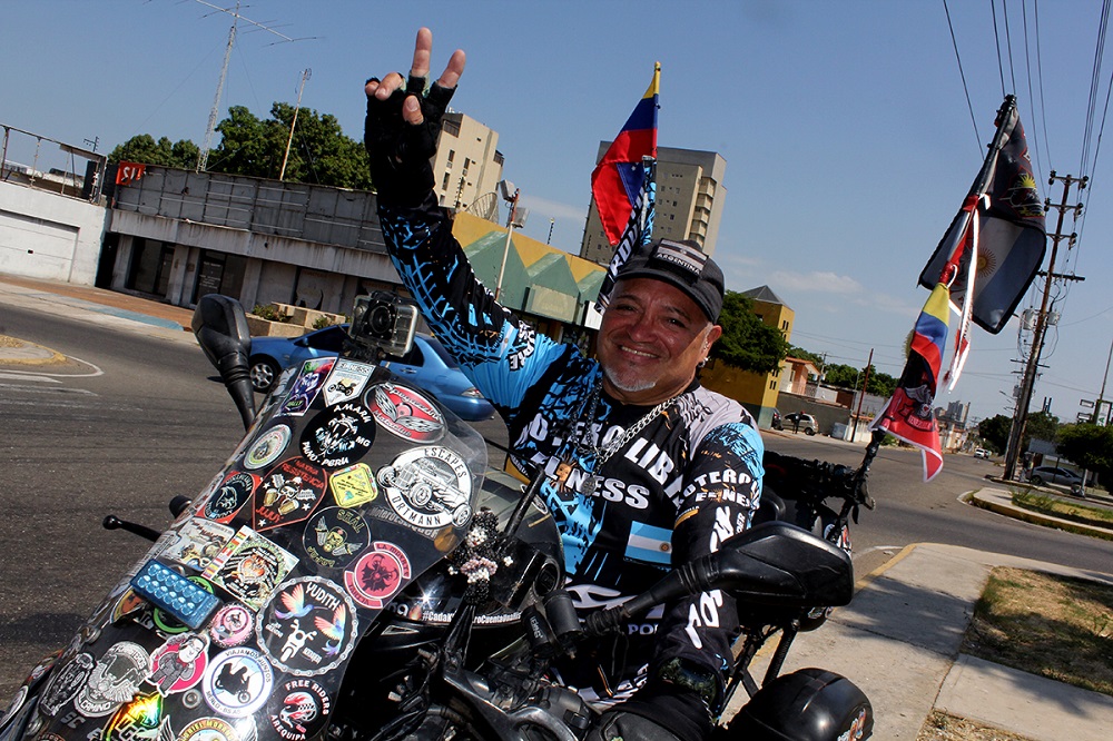 Corrupción en Paraguay, Hospitalidad en Argentina: Un Viaje en Motocicleta ️ 1 corrupcion en paraguay hospitalidad en argentina un viaje en motocicleta efb88f