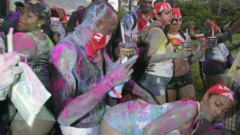Olancho: Balas y Barro en la Ruta del Carnaval 1 olancho balas y barro en la ruta del carnaval