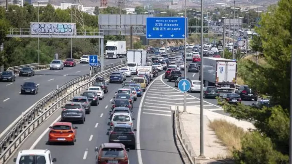 Av de las Torres Tráfico en Tiempo Real: ¡Llega sin estrés! 1 av de las torres trafico en tiempo real llega sin estres