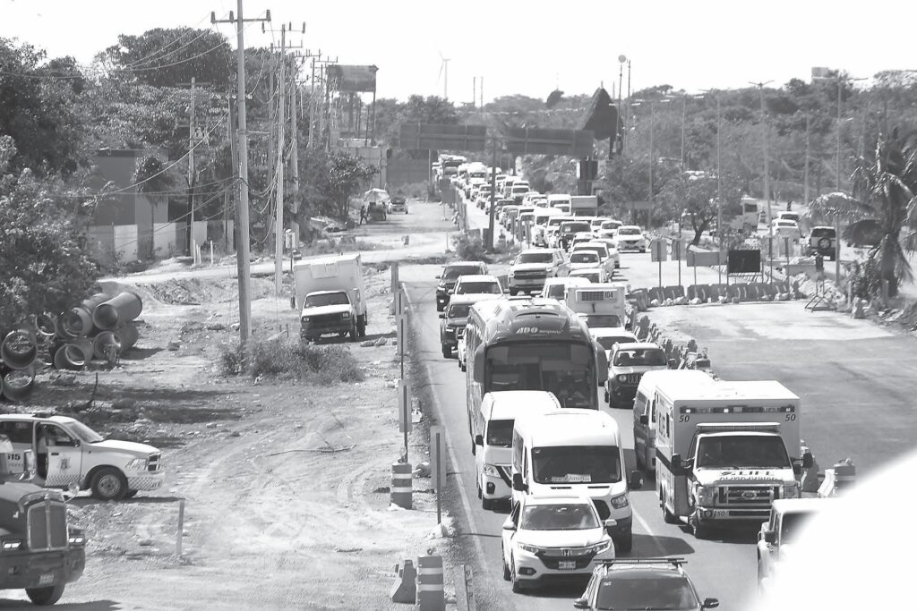 Casa Ejidal Playa del Carmen: Tráfico en Tiempo Real - Diag. 75 Nte. 1 casa ejidal playa del carmen trafico en tiempo real diag 75 nte