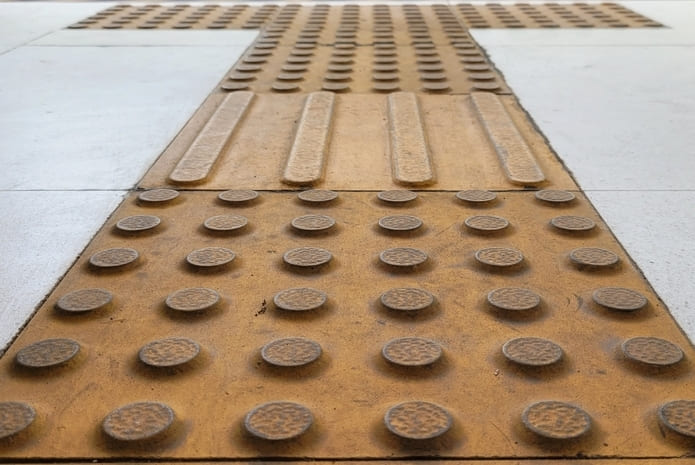 Diseño Universal en Urbanismo: Conceptos y Aplicaciones Clave - Plaza ...