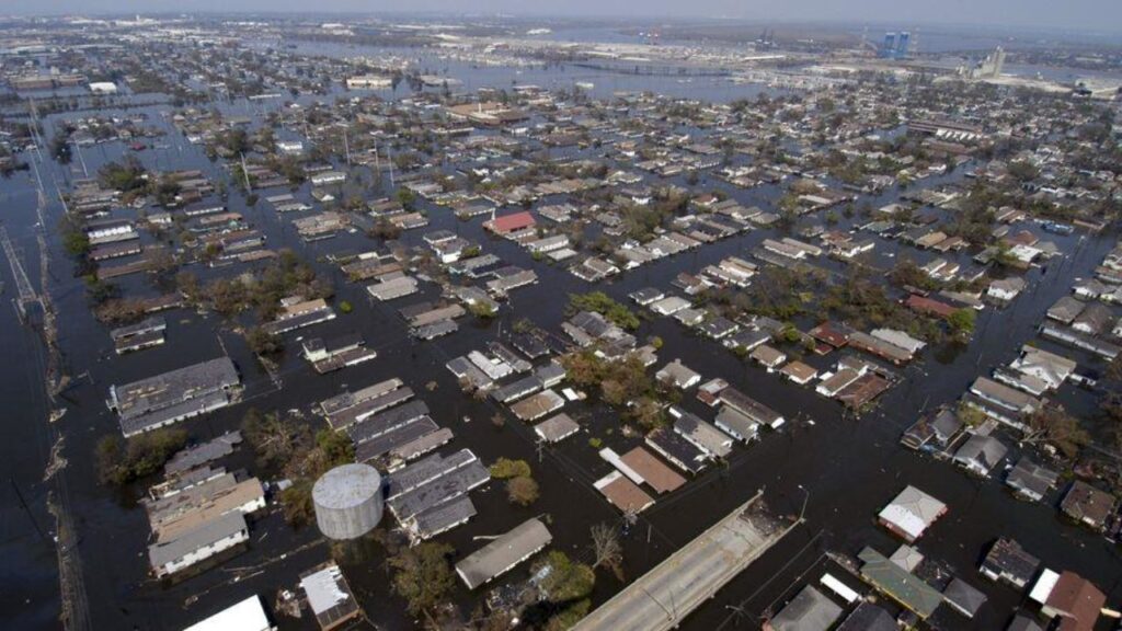Huracán Katrina: análisis de efectos y lecciones aprendidas 1 huracan katrina analisis de efectos y lecciones aprendidas