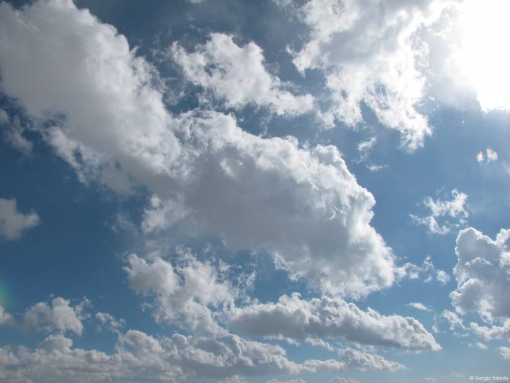 Qué importancia tienen las nubes en el ciclo solar 1 que importancia tienen las nubes en el ciclo solar