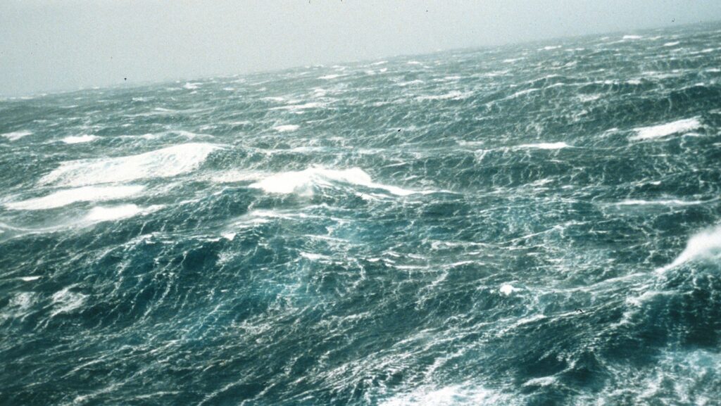 Qué son las olas de tempestad y cómo se forman en el océano 1 que son las olas de tempestad y como se forman en el oceano
