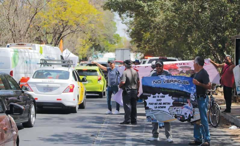 Soriana Hiper Vallarta: Tráfico en Tiempo Real - ¡Llega Fácil! 1 soriana hiper vallarta trafico en tiempo real llega facil