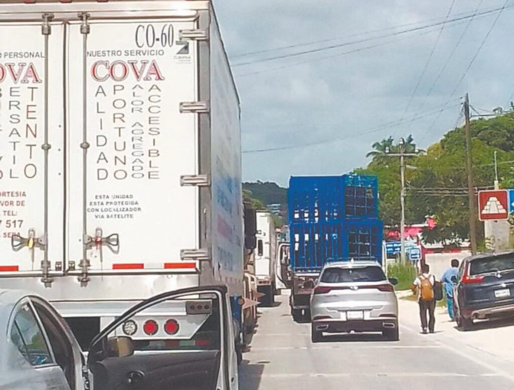 Tráfico en Tiempo Real a Bodega Aurrerá Mariano Escobedo 1 trafico en tiempo real a bodega aurrera mariano escobedo