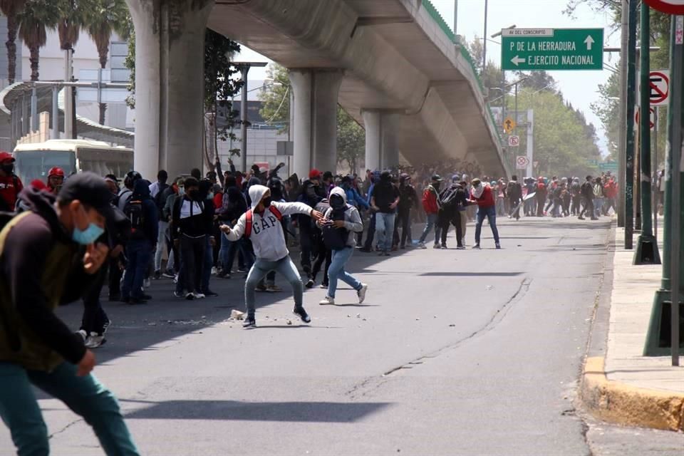 Tráfico en tiempo real a Puerta 8, Campo Militar No. 1-A, CDMX 1 trafico en tiempo real a puerta 8 campo militar no 1 a