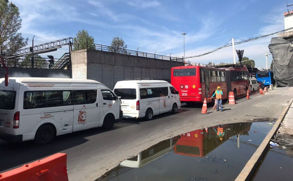 Tráfico en tiempo real: Avenida Aeropuerto, Nezahualcóyotl 1 trafico en tiempo real avenida aeropuerto nezahualcoyotl
