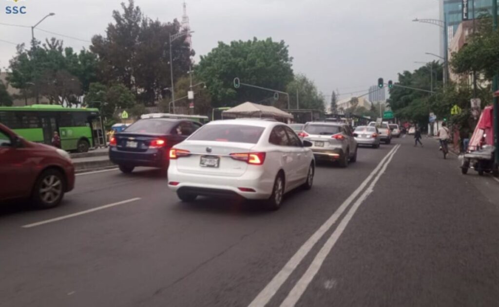 Tráfico en Tiempo Real: Calle James Sullivan & Avenida Insurgentes Sur 1 Calle James Sullivan