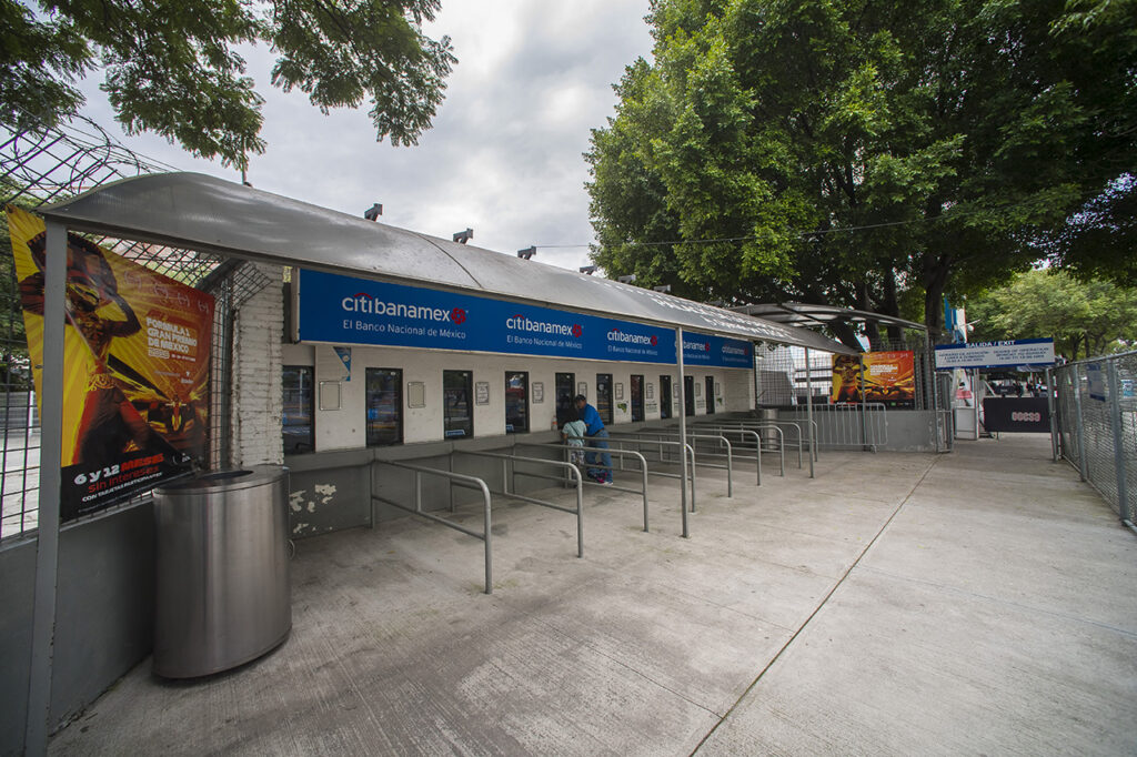 Tráfico en tiempo real: Puerta 1 Palacio de los Deportes 1 trafico en tiempo real puerta 1 palacio de los deportes