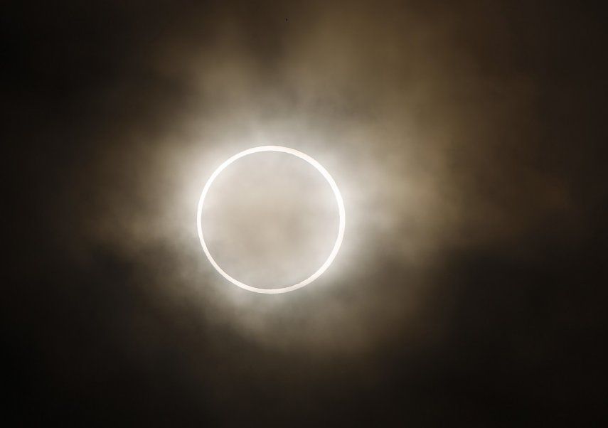 Eclipse Solar Hoy: Fotos, Videos y Noticias del Espectáculo Astronómico 1 eclipse solar hoy fotos videos y noticias del espectaculo astronomico