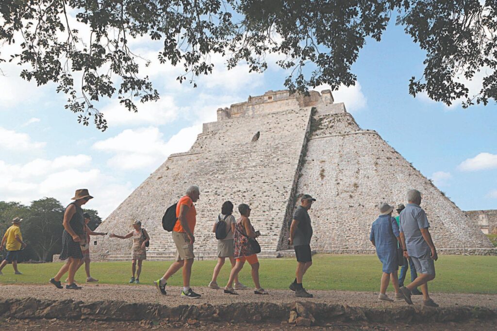 Jacqueline Bracamontes Embarazo de Alto Riesgo: Detalles y Desafíos 1 jacqueline bracamontes embarazo de alto riesgo detalles y desafios