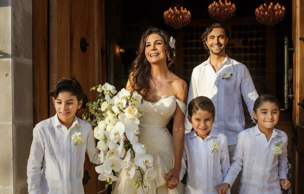 Paty Manterola: Sus Hijos Crecen y Uno de Ellos es Youtuber 1 paty manterola sus hijos crecen y uno de ellos es youtuber