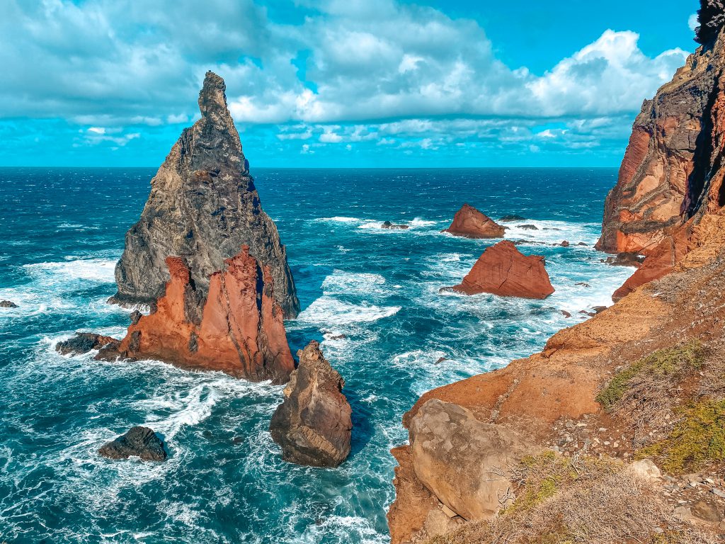 Reserva tu vuelo a Madeira con Skyscanner: Guía Completa 1 reserva tu vuelo a madeira con skyscanner guia completa