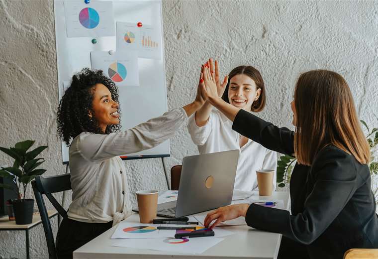 Coaching y gestión del estrés: un enfoque holístico eficaz 1 coaching y gestion del estres un enfoque holistico eficaz