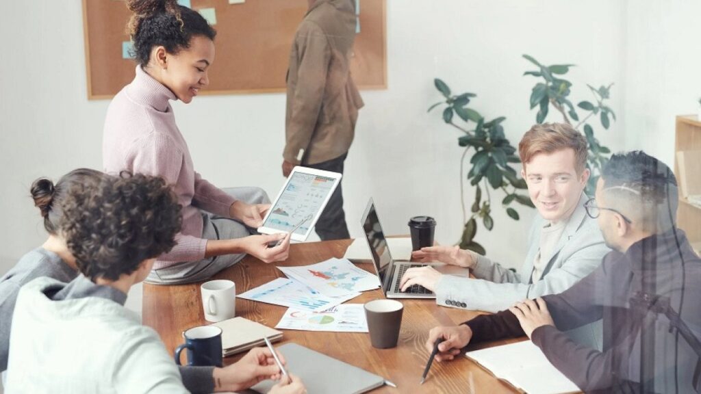 Diferencias entre delegación tradicional y coaching en liderazgo 1 diferencias entre delegacion tradicional y coaching en liderazgo