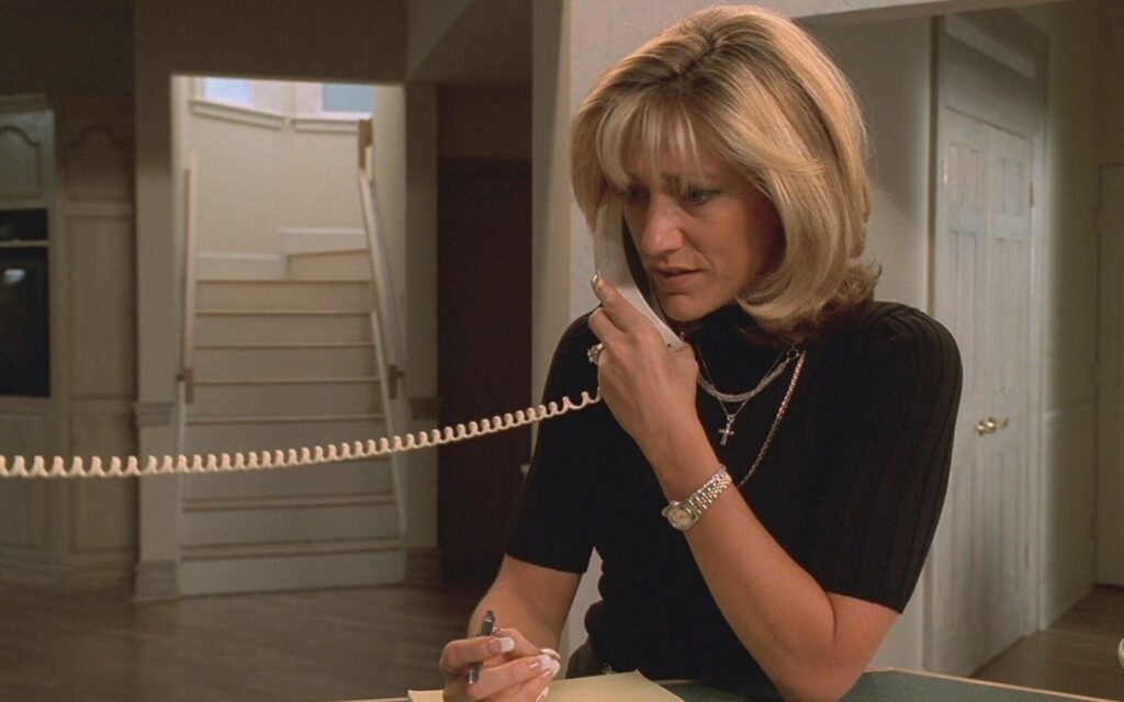 Edie Falco: Escena Cortada de Carmela Soprano en Newark 1 edie falco escena cortada de carmela soprano en newark
