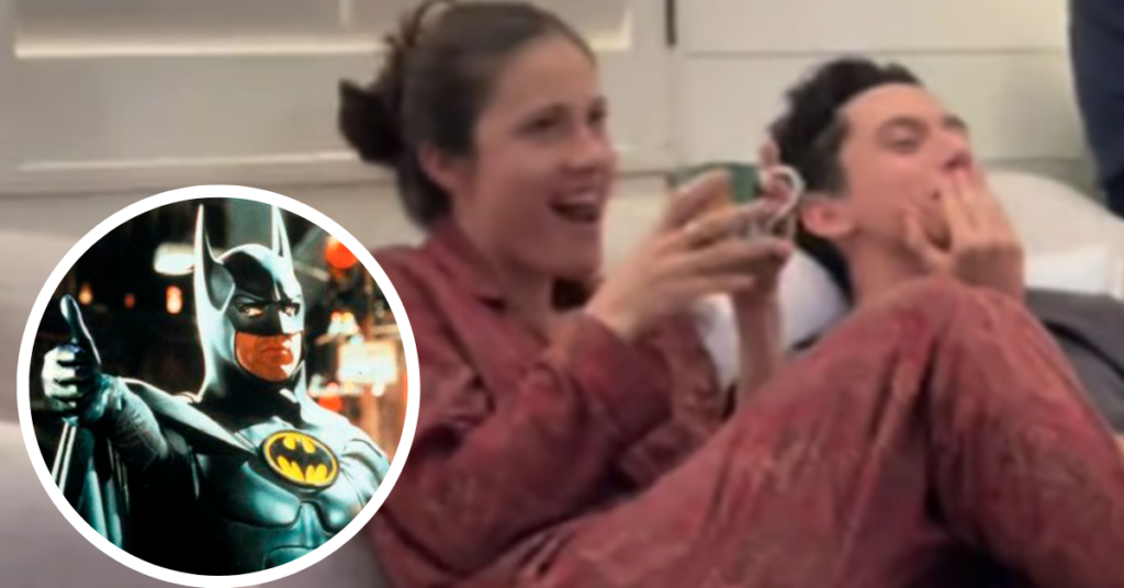 Nora Batman: Mamá Descubre Secreto Tras Nombre de su Hija 1 nora batman mama descubre secreto tras nombre de su hija