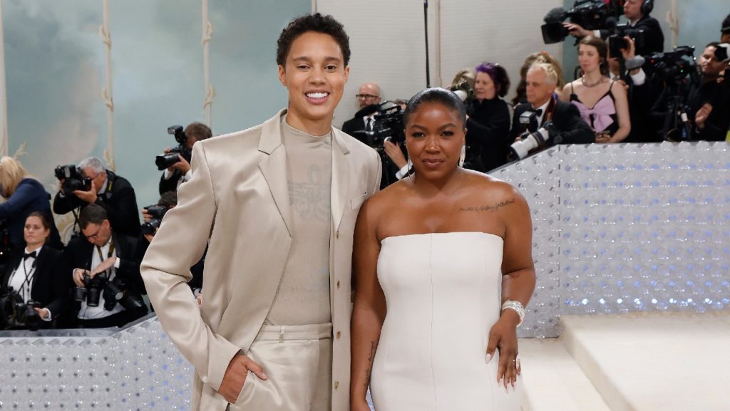 Brittney Griner y su Esposa: Bienvenida a su Bebé 1 brittney griner y su esposa bienvenida a su bebe