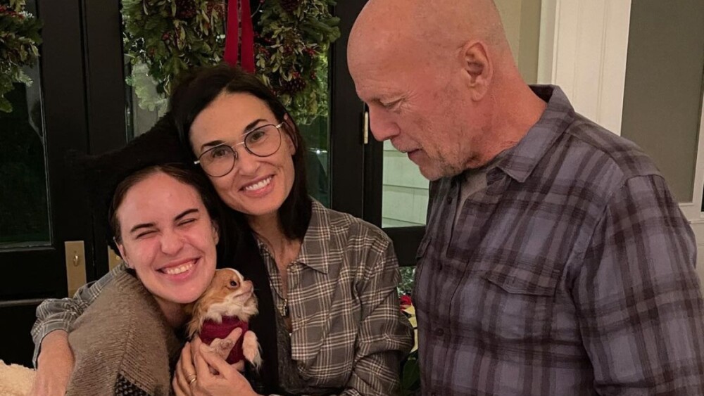 Demi Moore Actualiza Salud de Bruce Willis y su Lucha con Demencia 1 demi moore actualiza salud de bruce willis y su lucha con demencia